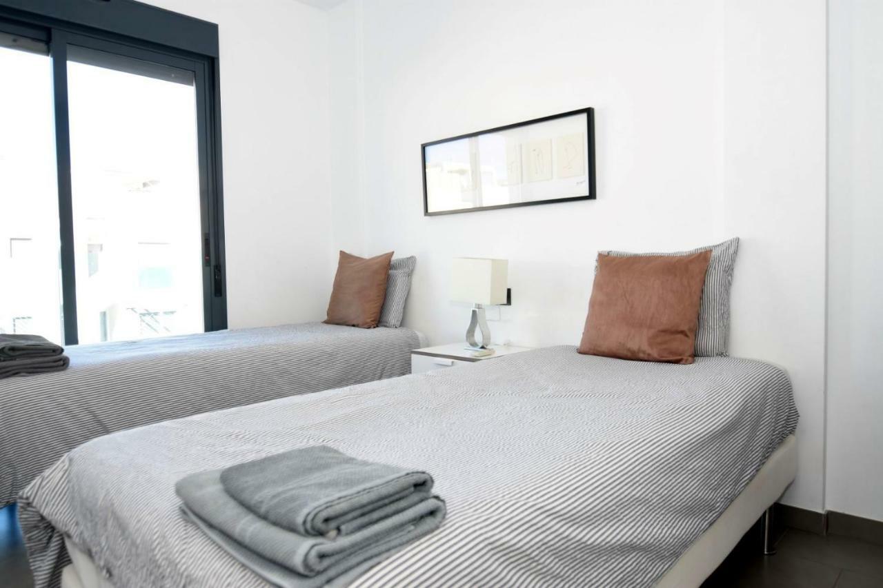 Penthouse Oasis Beach II La Zenia Lägenhet Dehesa de Campoamor  Exteriör bild