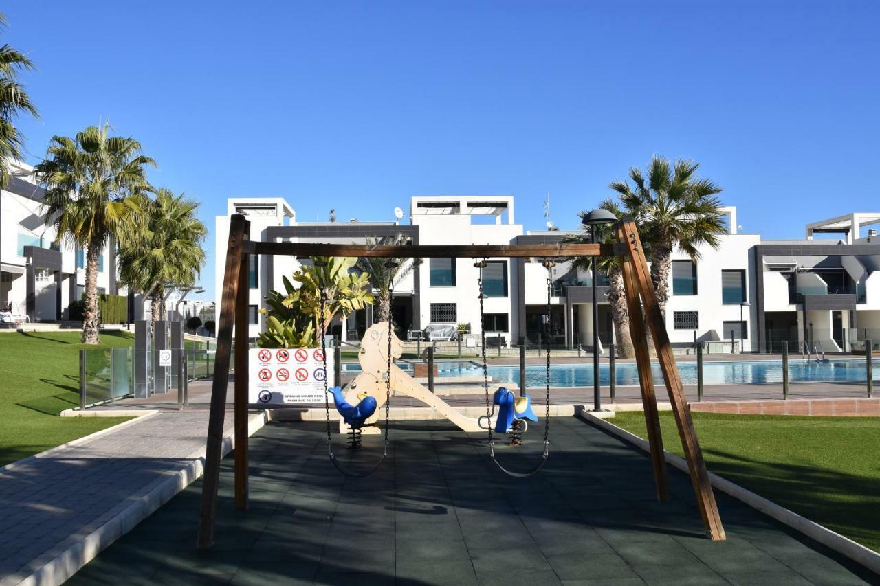 Penthouse Oasis Beach II La Zenia Lägenhet Dehesa de Campoamor  Exteriör bild